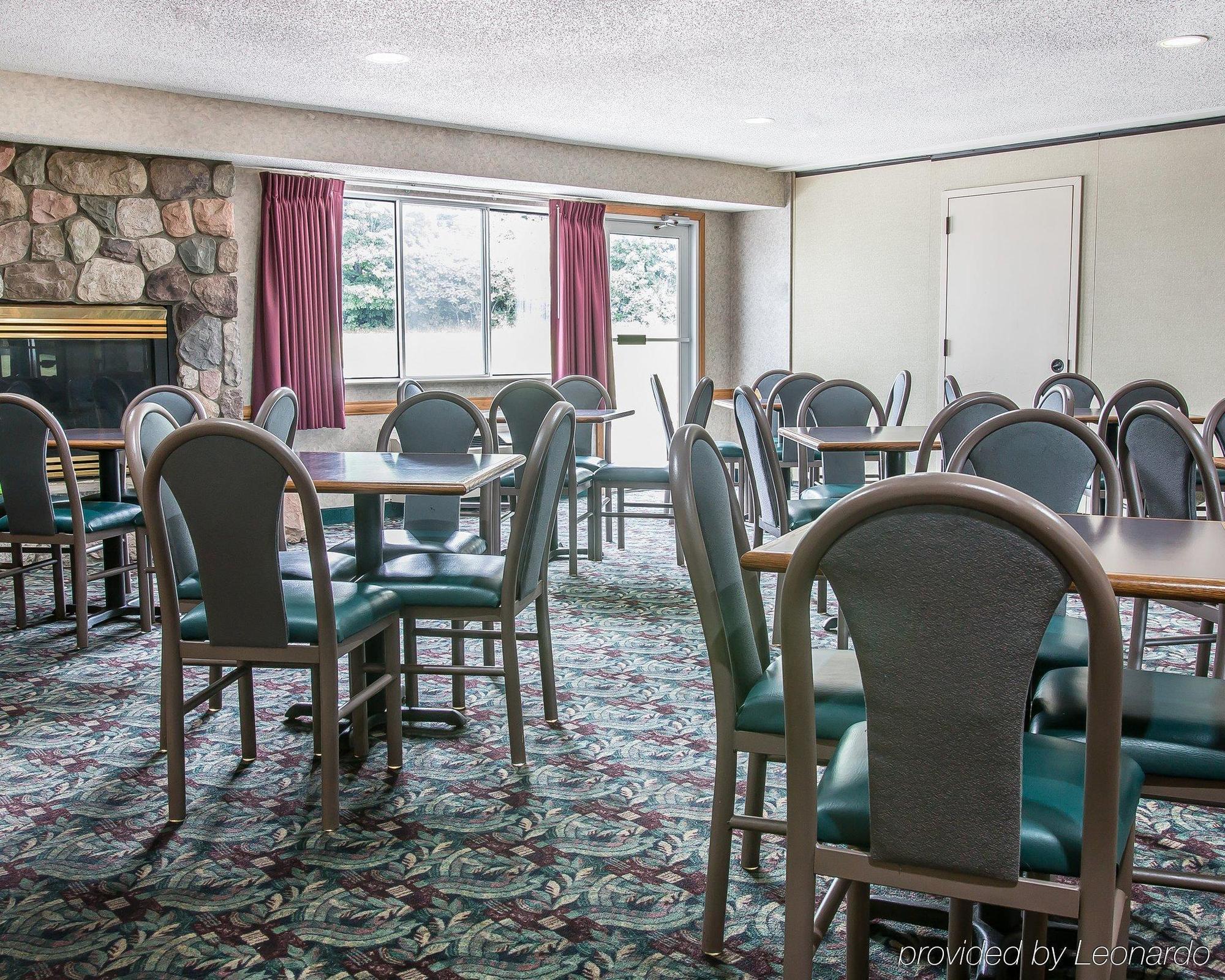 Dunes Express Inn And Suites Hart Экстерьер фото